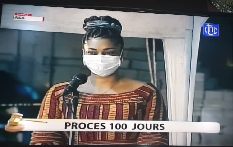 Amida à la barre lors du projet 100 joues, 5 juin