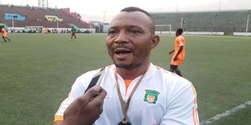 Coach Papy KIMOTO_Photo tiers