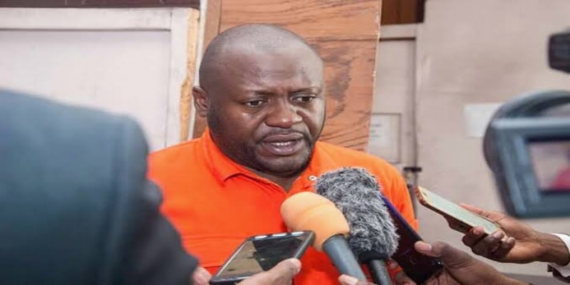 Élections de décembre : pour Ados Ndombasi, la décision de Fayulu est un "suicide collectif"
