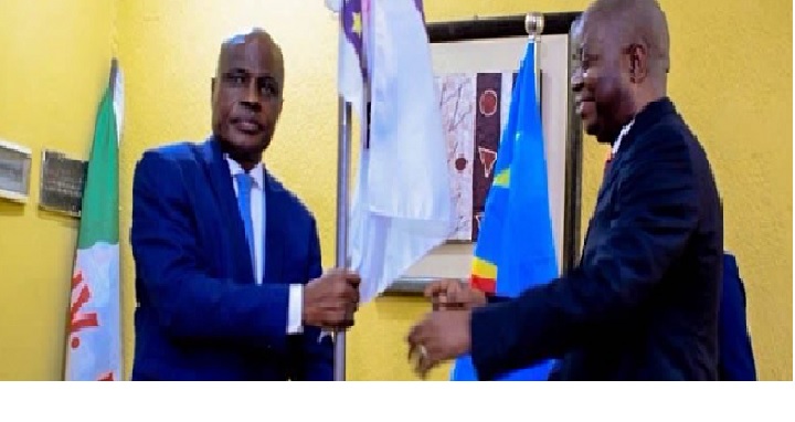 Passation commande Lamuka Fayulu Muzitu_photo twiter Lamuka